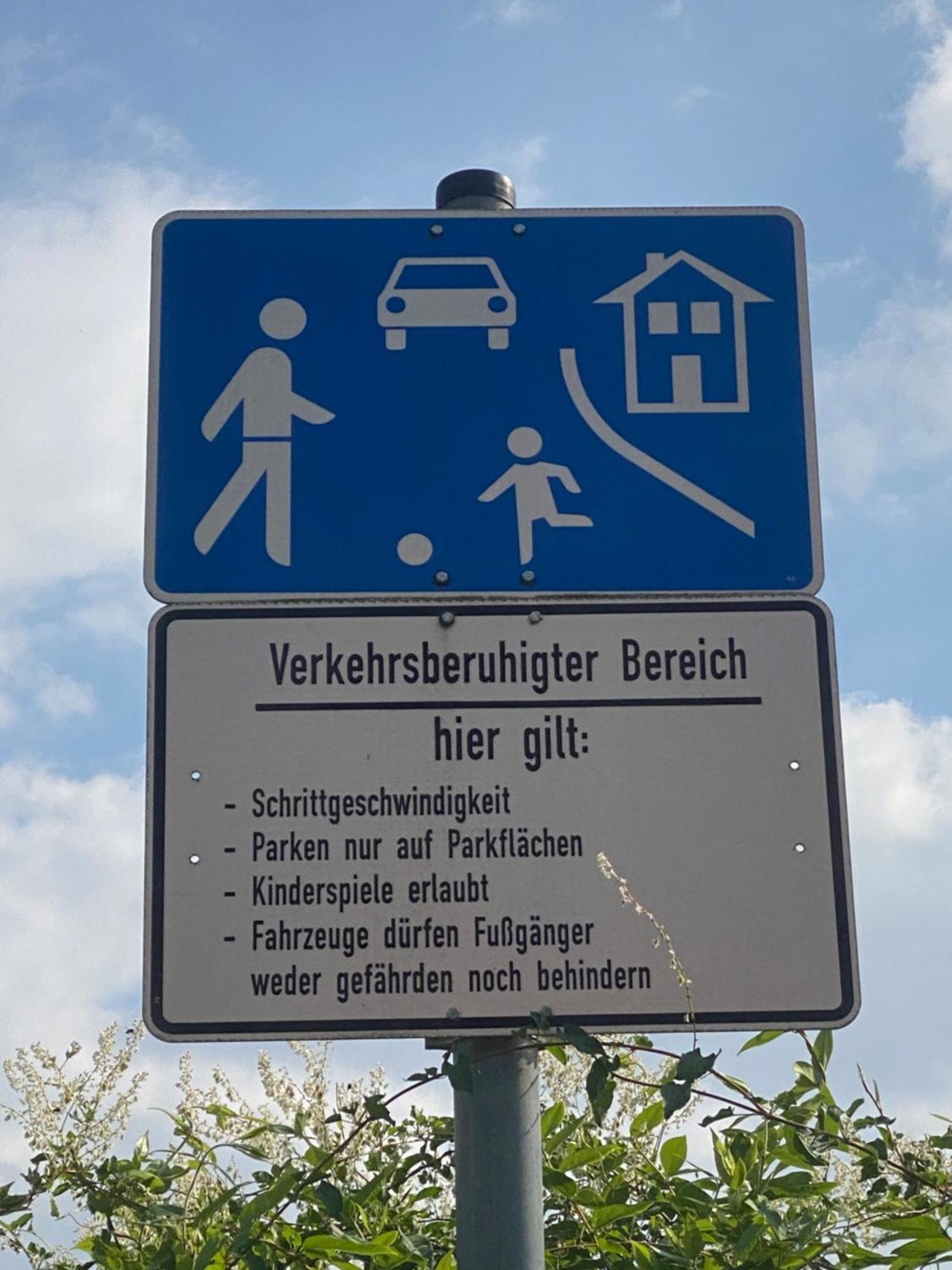 Zimmer Am Bachlauf Gelsenkirchen Zewnętrze zdjęcie